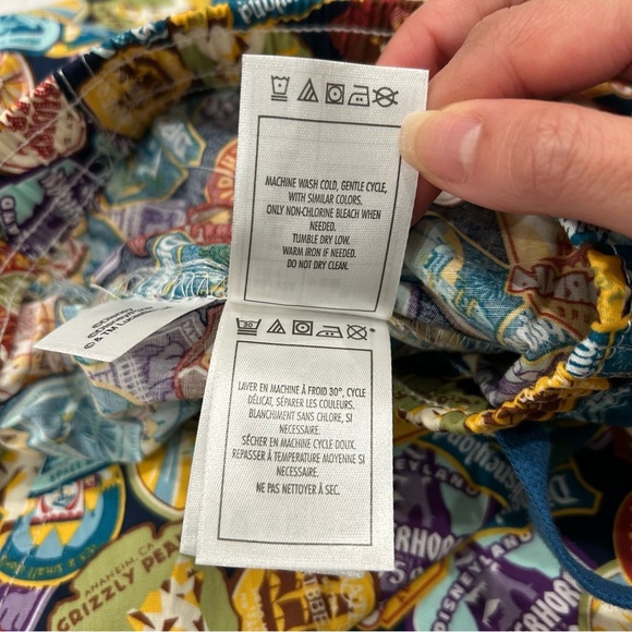 Disney Parks - Disneyland Destination Souvenir Travel Printed Lounge Pants Large - Picture 9 of 10